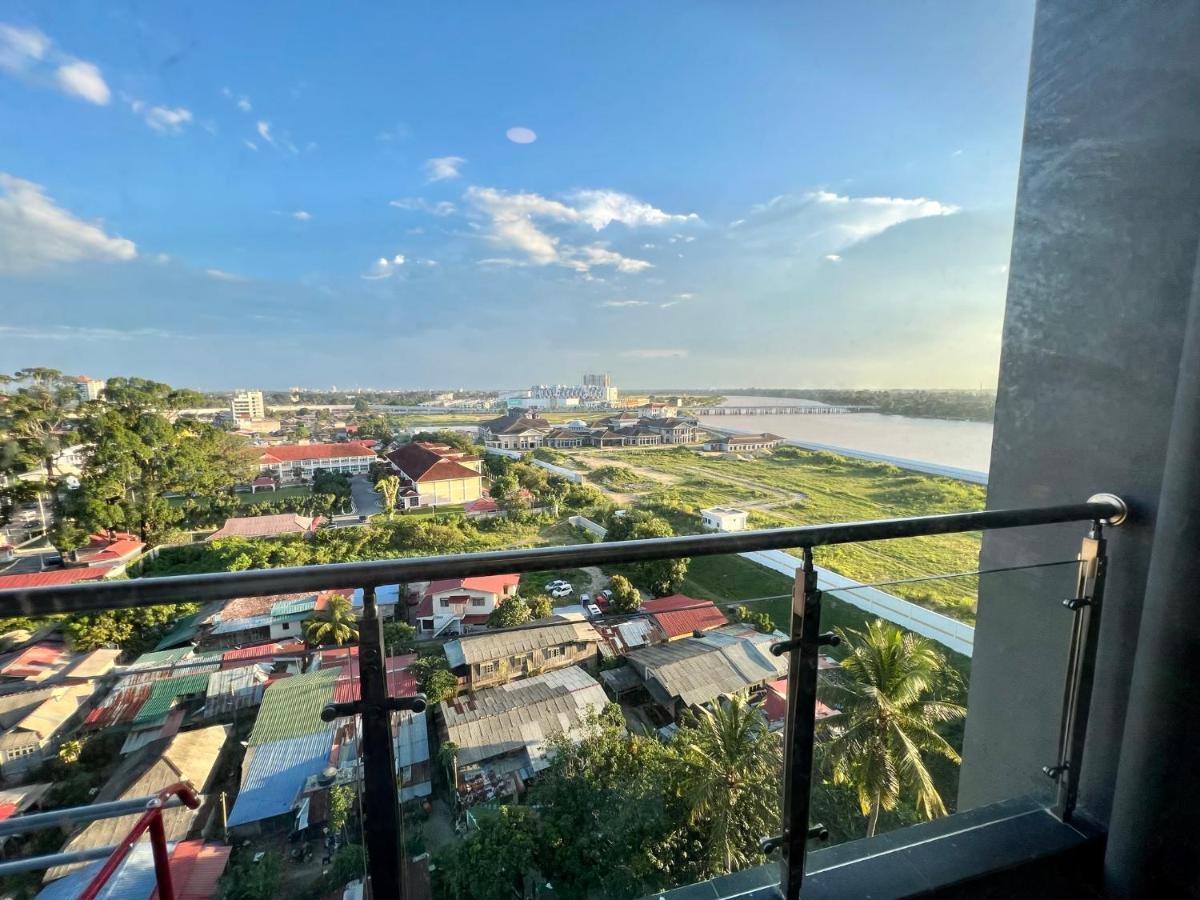 Riverview 8pax 2br In Kbtown Ps4, Netflix A-1-12 Apartment Kota Bharu